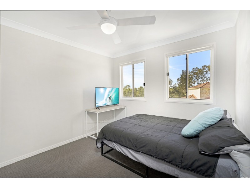 4/3-7 Red Ash Court, Merrimac QLD 4226