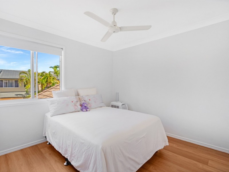 69/215 Cottesloe Drive, Mermaid Waters QLD 4218