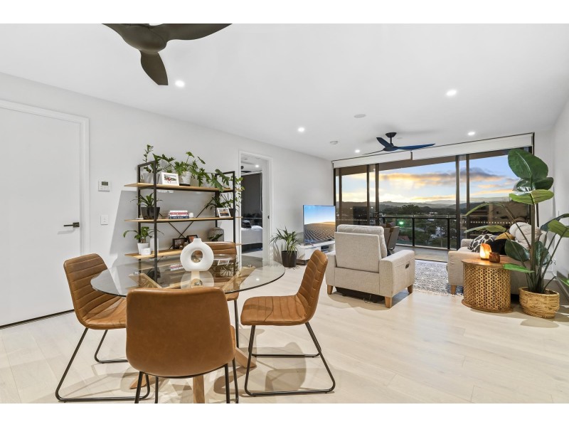 2408/1328 Gold Coast Highway, Palm Beach QLD 4221