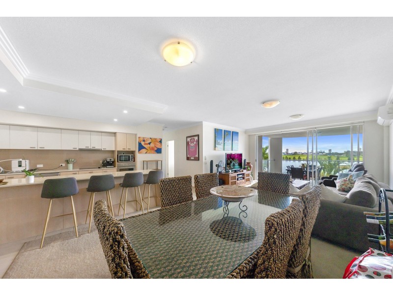 17/255 Varsity Parade, Varsity Lakes QLD 4227