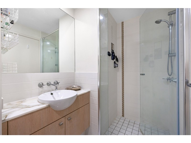 17/255 Varsity Parade, Varsity Lakes QLD 4227