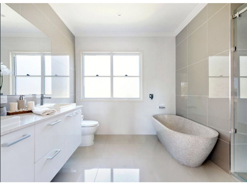 41B Sky Royal, Burleigh Heads QLD 4220