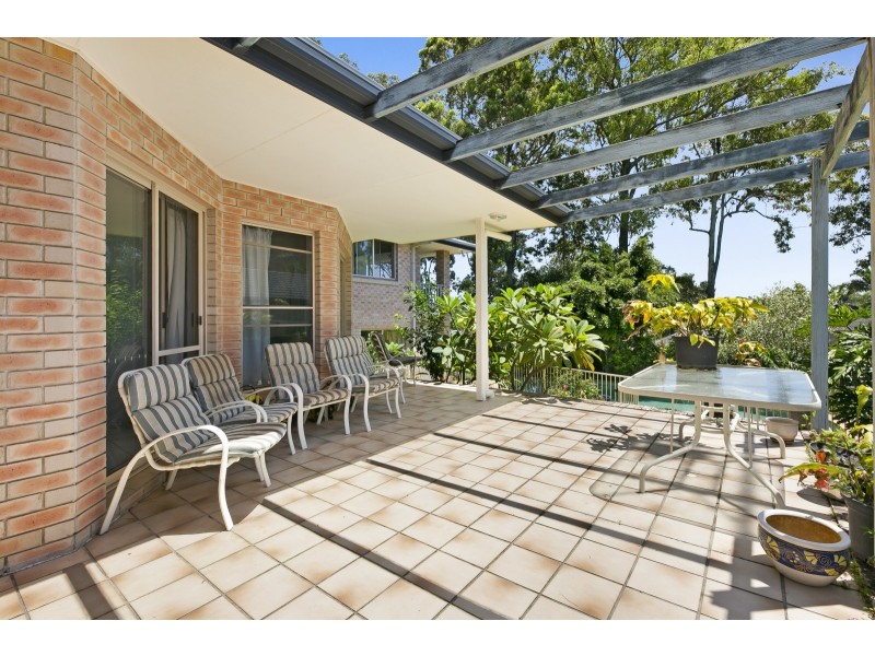 2 Collingwood Avenue, Robina QLD 4226