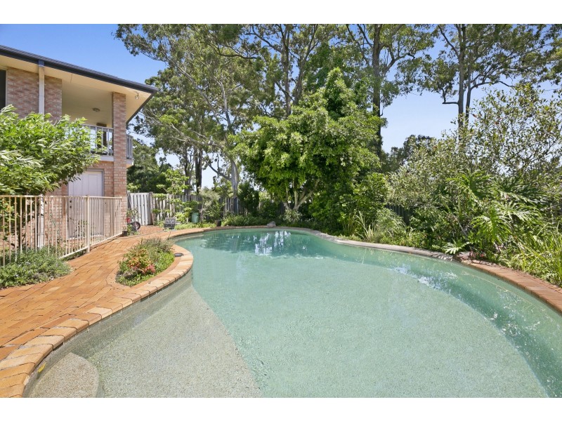 2 Collingwood Avenue, Robina QLD 4226