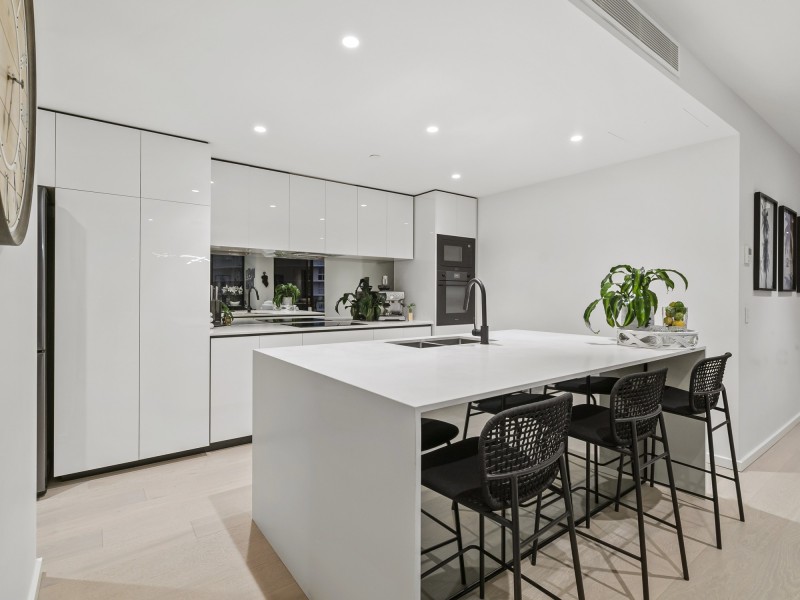 21001/1328 Gold Coast Highway, Palm Beach QLD 4221