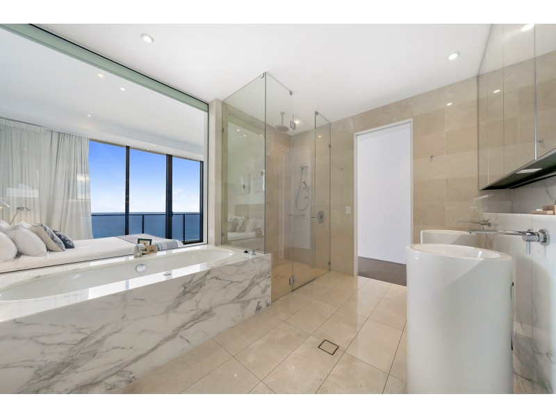 4802/1 Oracle Boulevard, Broadbeach QLD 4218