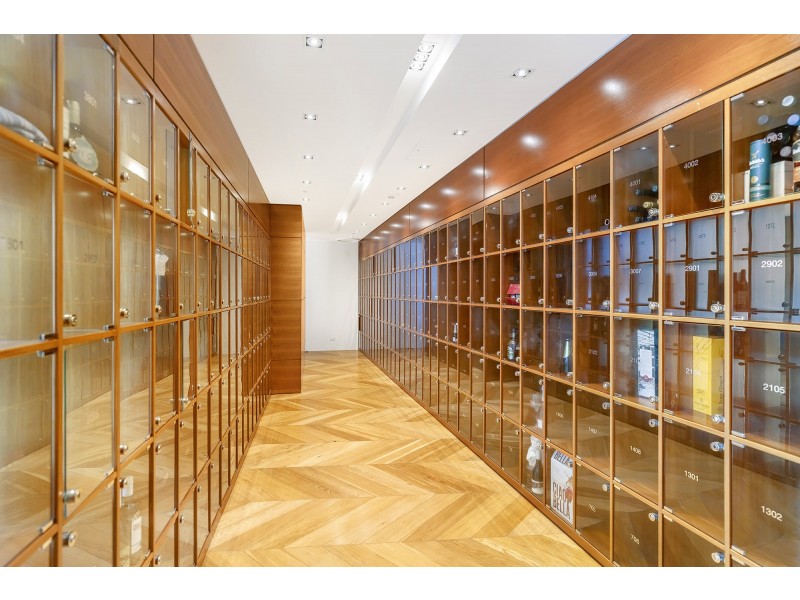 4802/1 Oracle Boulevard, Broadbeach QLD 4218