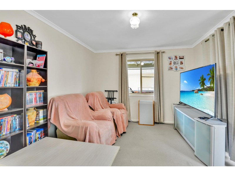 15 Silky Oak Crescent, Stapylton QLD 4207