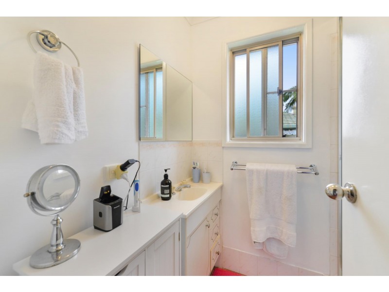 15 Silky Oak Crescent, Stapylton QLD 4207