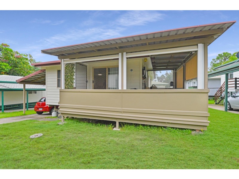 15 Silky Oak Crescent, Stapylton QLD 4207