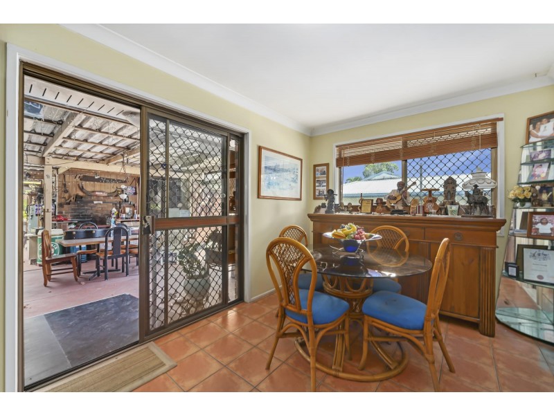 11 Alison Road, Carrara QLD 4211