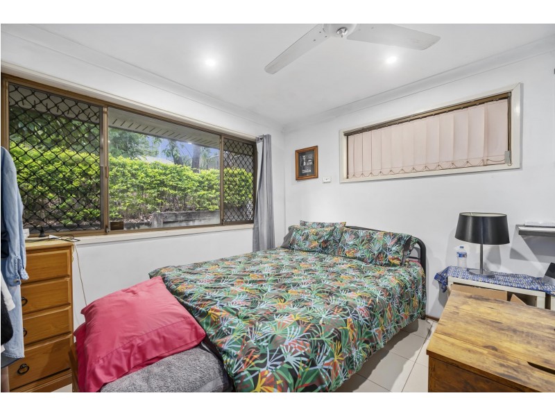 11 Alison Road, Carrara QLD 4211