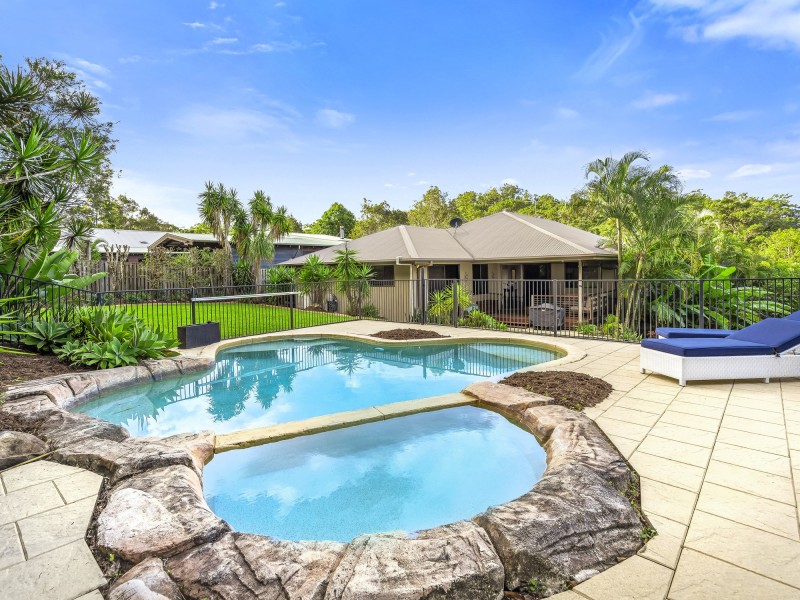 14 Grove Creek Close, Reedy Creek QLD 4227