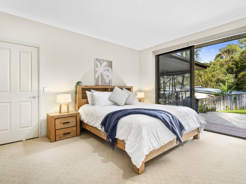 14 Grove Creek Close, Reedy Creek QLD 4227