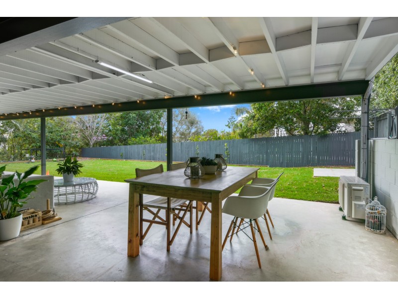 5 Thomas Street, Grange QLD 4051