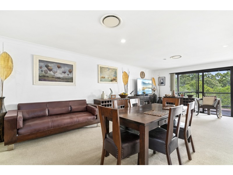 17/2 Ridgeline Way, Highland Park QLD 4211