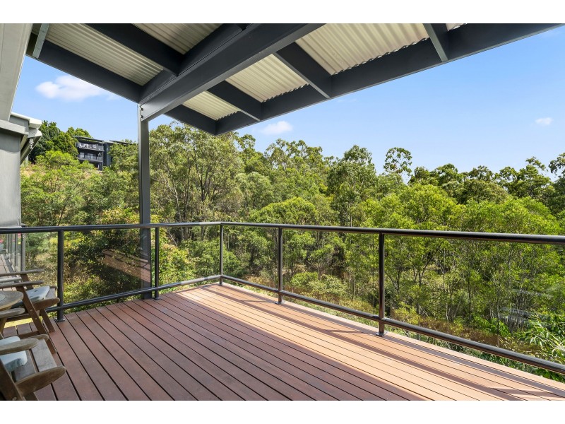 17/2 Ridgeline Way, Highland Park QLD 4211