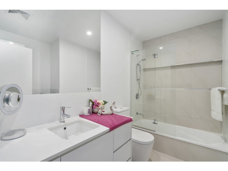6/1 Vue Boulevard, Robina QLD 4226