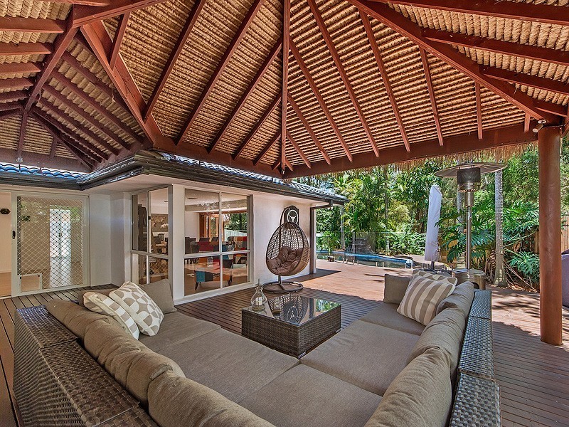 16 Springvale Street, Robina QLD 4226