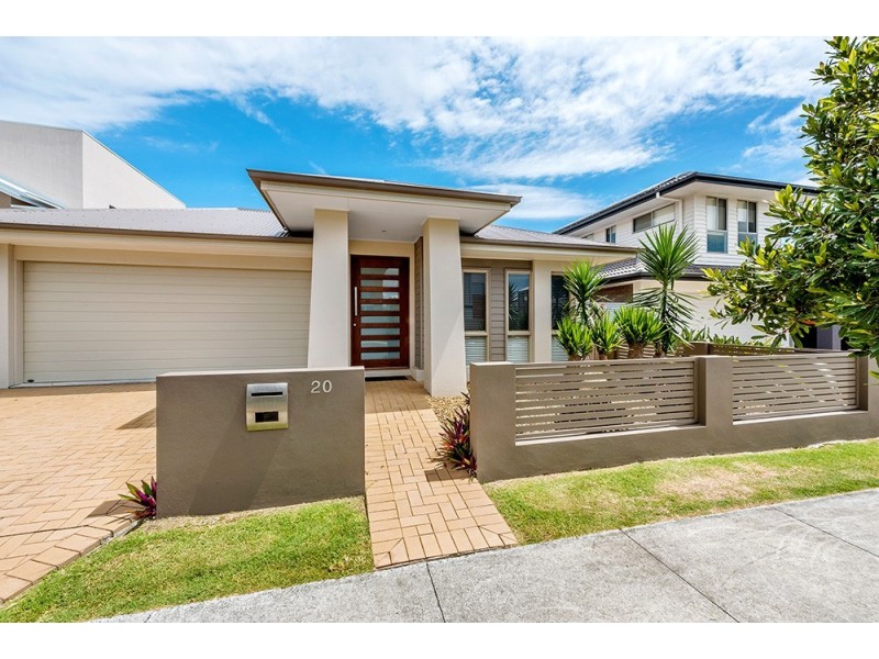 20 Elizabeth Crescent, Varsity Lakes QLD 4227