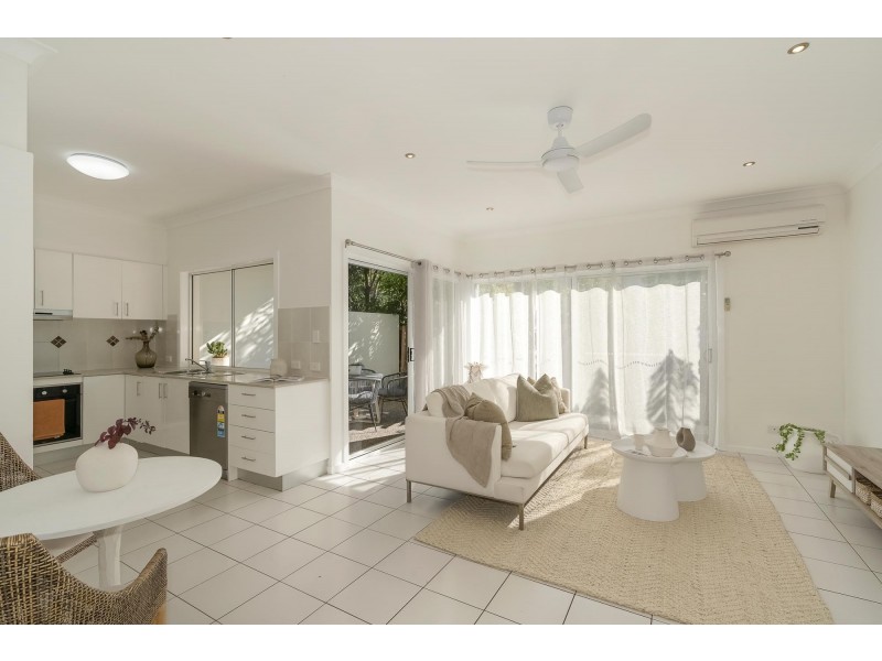 5/127 Pohlman Street, Southport QLD 4215