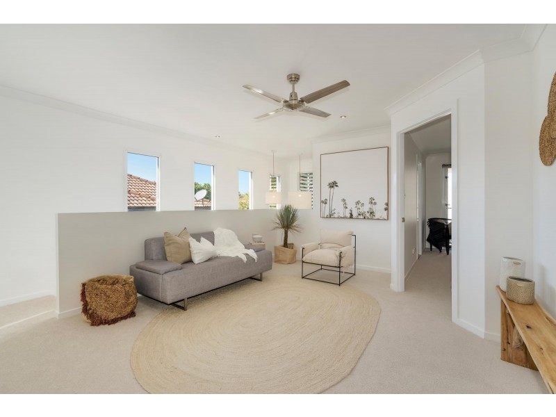 5/127 Pohlman Street, Southport QLD 4215