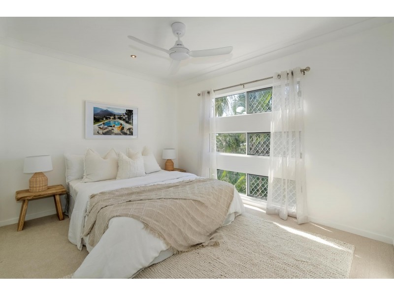 5/127 Pohlman Street, Southport QLD 4215