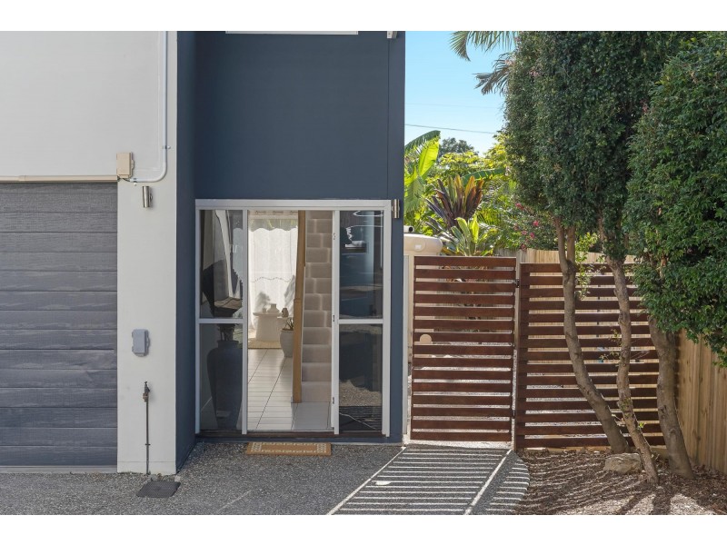 5/127 Pohlman Street, Southport QLD 4215