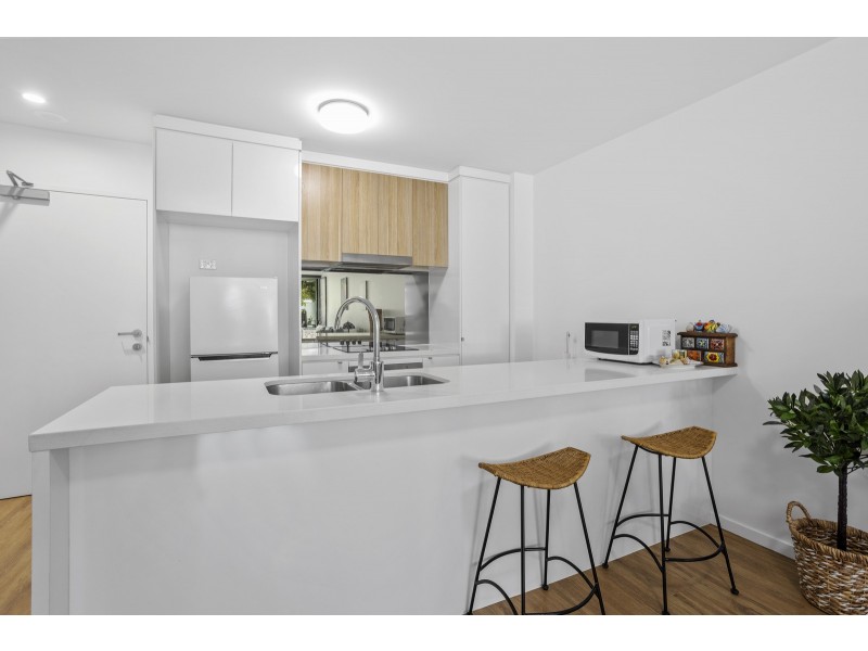 2108/65 Varsity Parade, Varsity Lakes QLD 4227