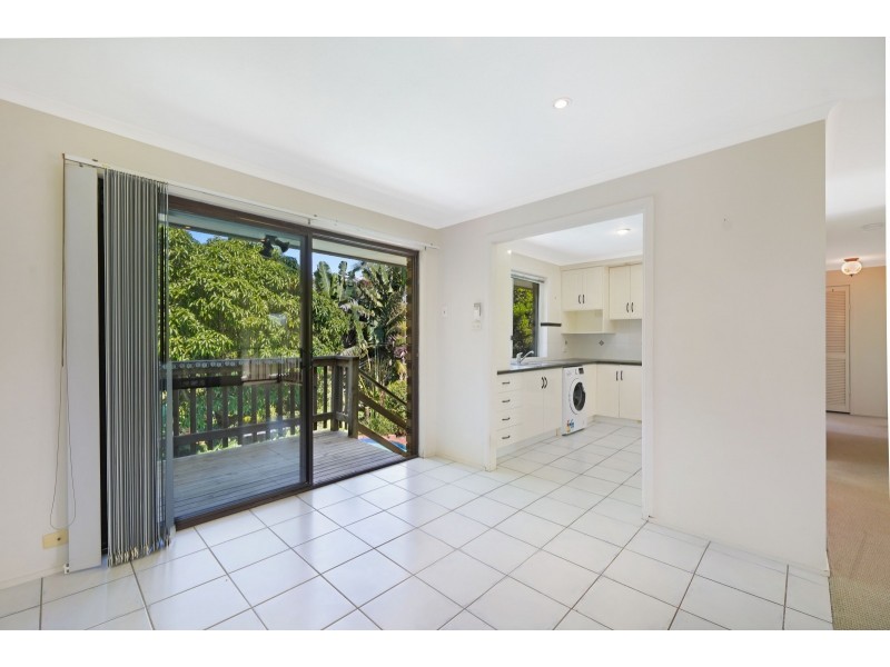 11 Murrumba Drive, Ashmore QLD 4214