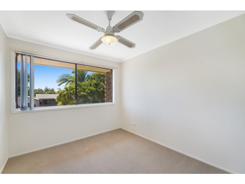 11 Murrumba Drive, Ashmore QLD 4214