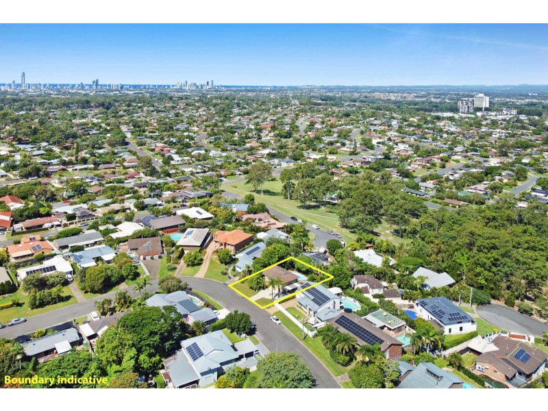 11 Murrumba Drive, Ashmore QLD 4214