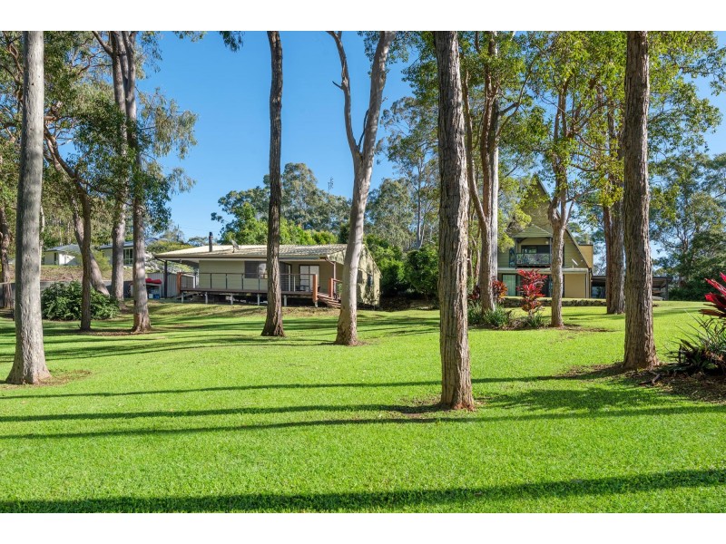 22 Tarrant Drive, Mudgeeraba QLD 4213