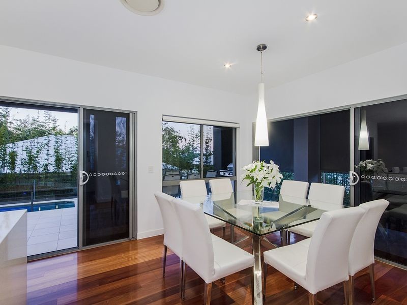 2 Lowell Street, Reedy Creek QLD 4227