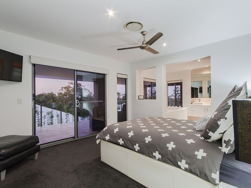 2 Lowell Street, Reedy Creek QLD 4227