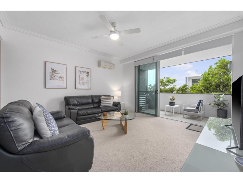 18/226 Varsity Parade, Varsity Lakes QLD 4227