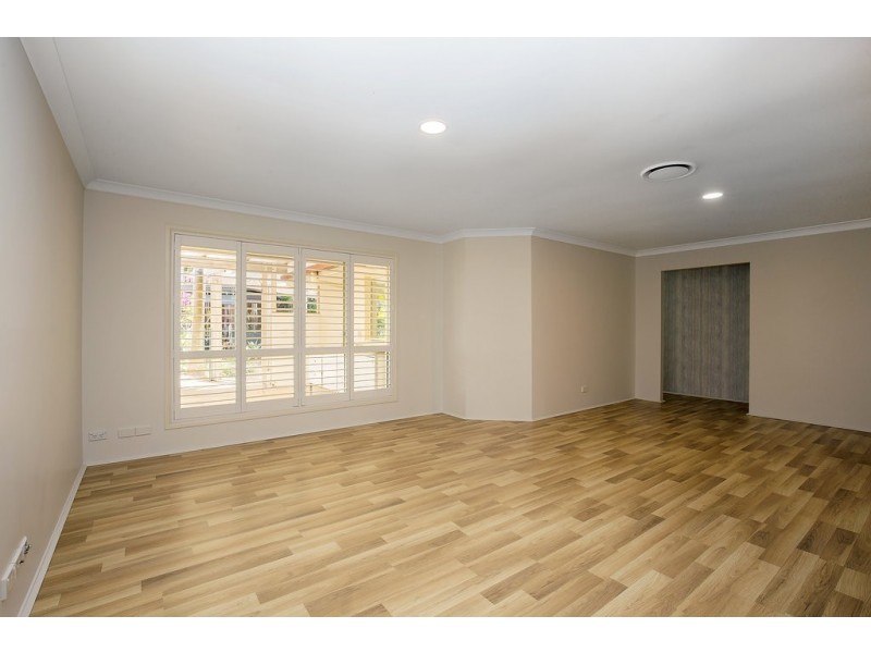 10 Wilton Close, Mudgeeraba QLD 4213