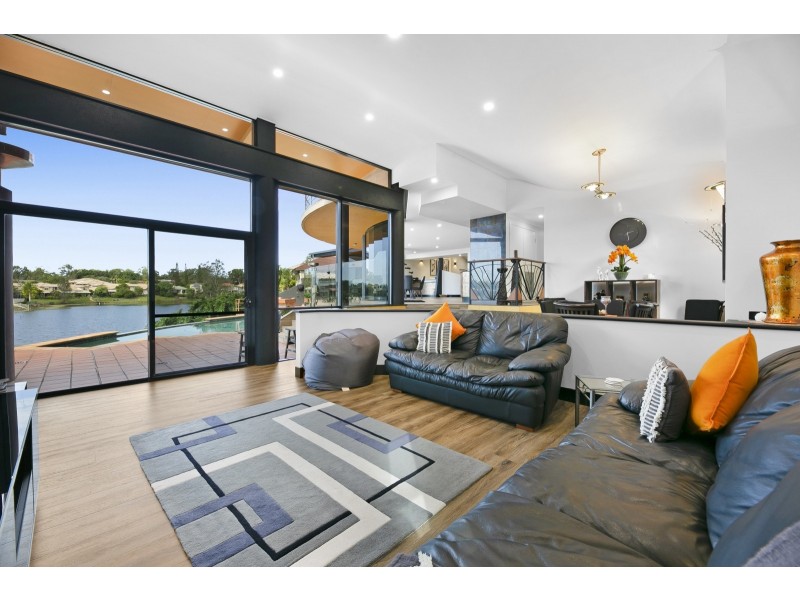 42 Mornington Terrace, Robina QLD 4226