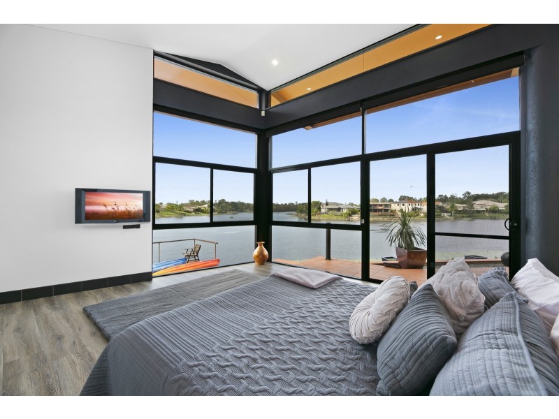 42 Mornington Terrace, Robina QLD 4226