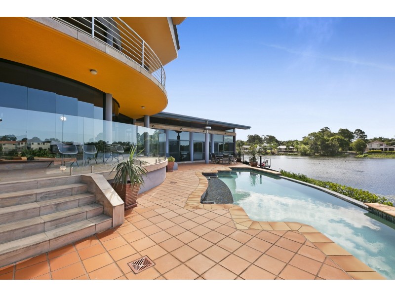42 Mornington Terrace, Robina QLD 4226