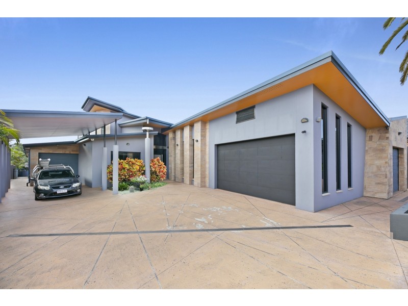 42 Mornington Terrace, Robina QLD 4226