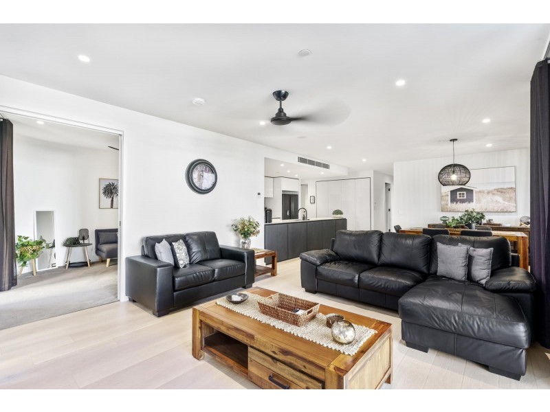 2304/1328 Gold Coast Highway, Palm Beach QLD 4221