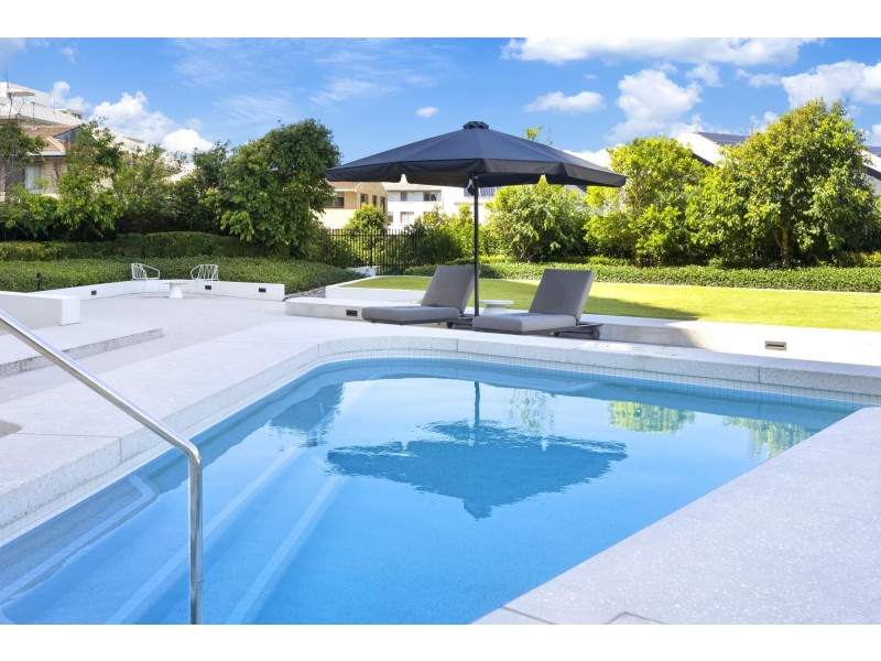 2402/1328 Gold Coast Highway, Palm Beach QLD 4221