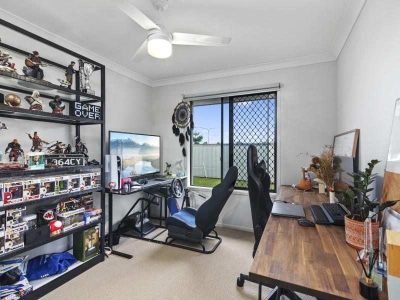 16 Angahook Crescent, Upper Coomera QLD 4209