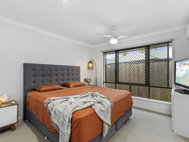 16 Angahook Crescent, Upper Coomera QLD 4209