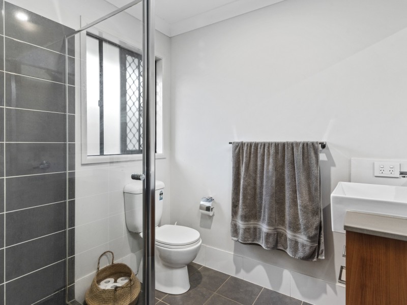 16 Angahook Crescent, Upper Coomera QLD 4209