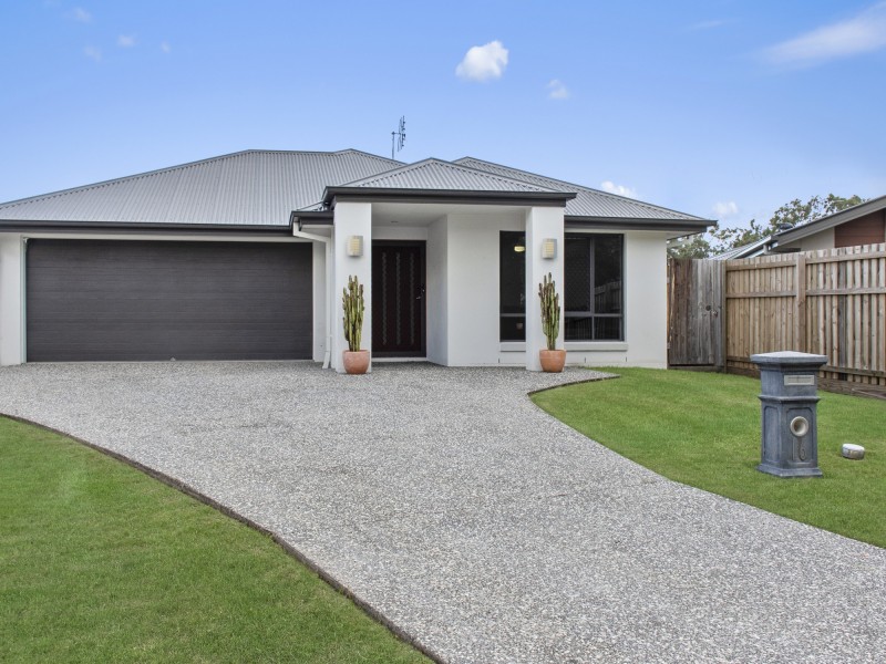 16 Angahook Crescent, Upper Coomera QLD 4209
