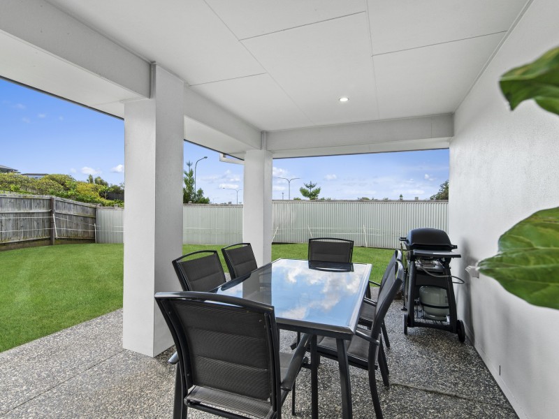 16 Angahook Crescent, Upper Coomera QLD 4209