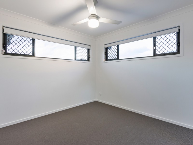 82 Lunar Circuit, Spring Mountain QLD 4124