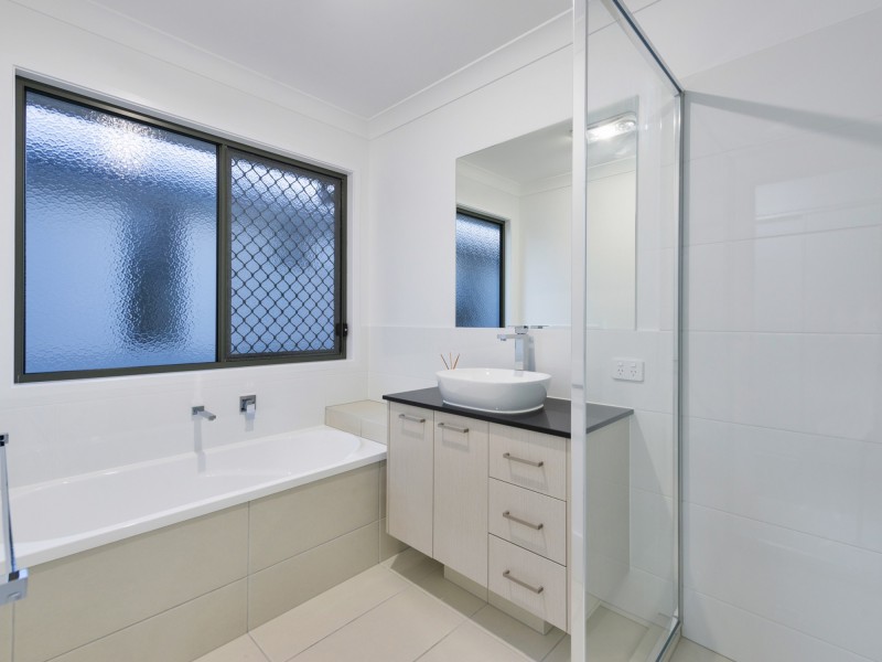 82 Lunar Circuit, Spring Mountain QLD 4124